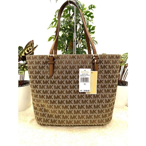 🔥NWT! Michael Kors Jet Set Tote Pocket Handbag Msrp:$198.00 - Picture 2 of 6